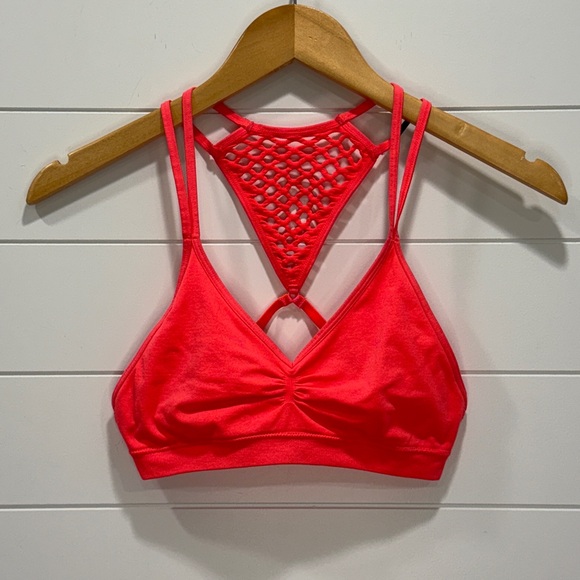 Victoria's Secret Vibrant Pink Strappy Bralette - Picture 1 of 4